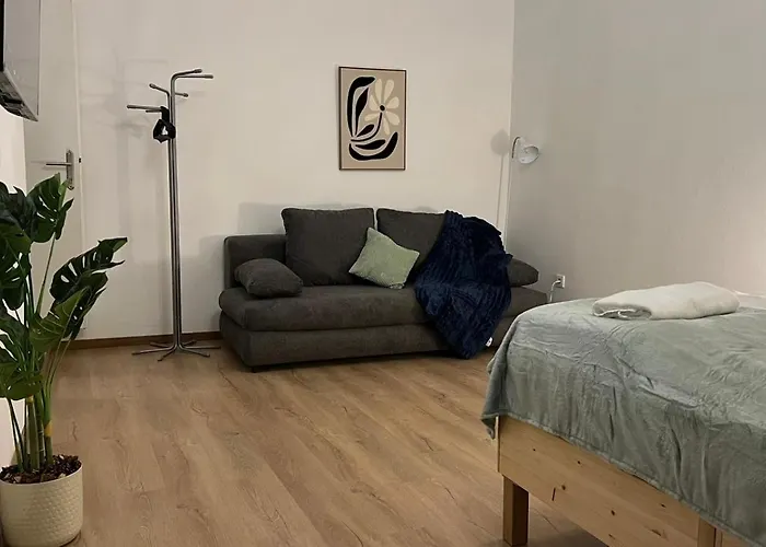 Apartamento Lovely 3br With Balcony Near Rennweg Station